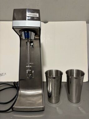 Vintage Hamilton Beach Scovill Model 936-2 Milkshake Mixer w 2 Cup Works great!